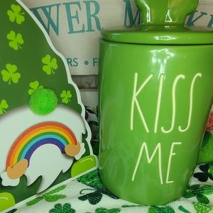 Nwt rae dunn st patricks day candle